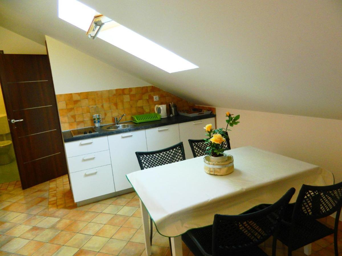 Appartement Hacienda Valmare à Brela Extérieur photo